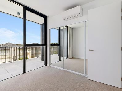 305/38 Cygnus Parade, Waterford WA 6152