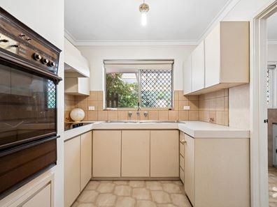 6/23 Allerton Way, Booragoon WA 6154