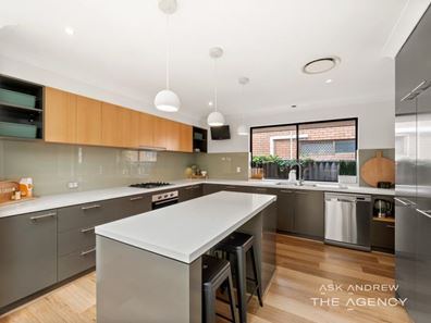 7 Earlston Place, Booragoon WA 6154