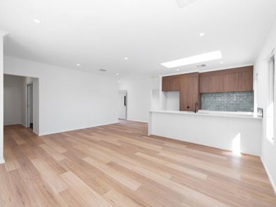 9A Barnes Way, Morley WA 6062