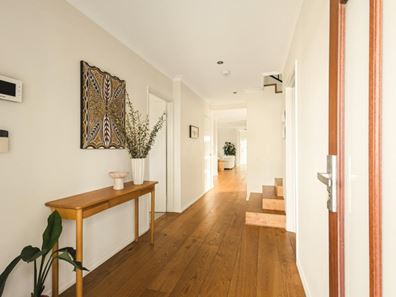 122 Woolwich Street, West Leederville WA 6007