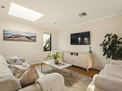 122 Woolwich Street, West Leederville WA 6007