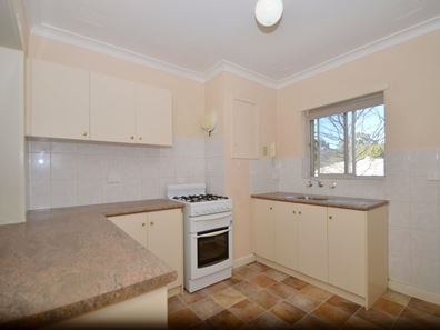 24/14 Coralie Court, Armadale WA 6112