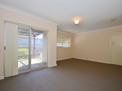 24/14 Coralie Court, Armadale WA 6112