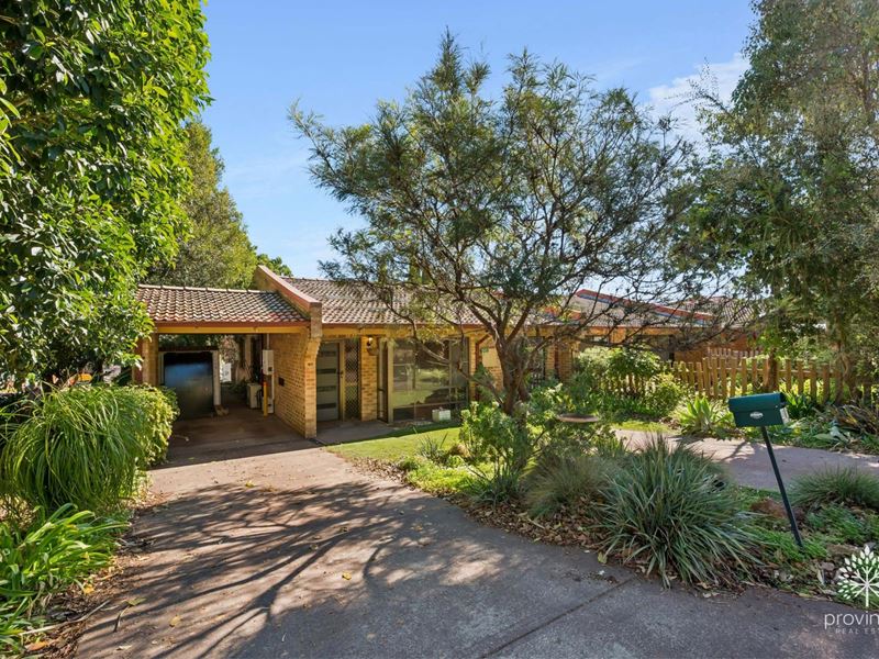 8/1 Poets Lane, Kalamunda WA 6076
