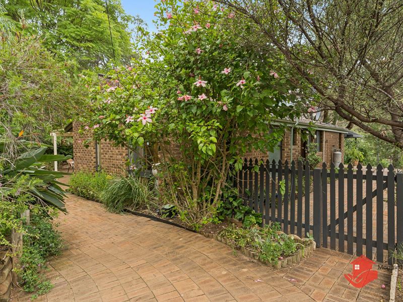 5 Mann Place, Roleystone WA 6111