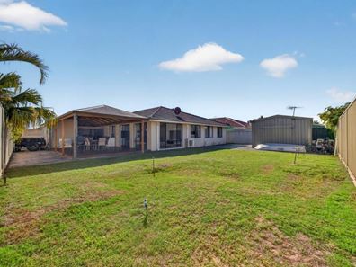 75 La Spezia Drive, Secret Harbour WA 6173