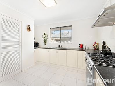 15 Vance Street, Dudley Park WA 6210