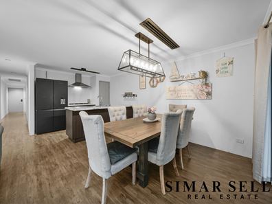 20 Strumpshaw Road, Aveley WA 6069