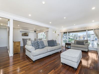 6 Murray Drive, High Wycombe WA 6057