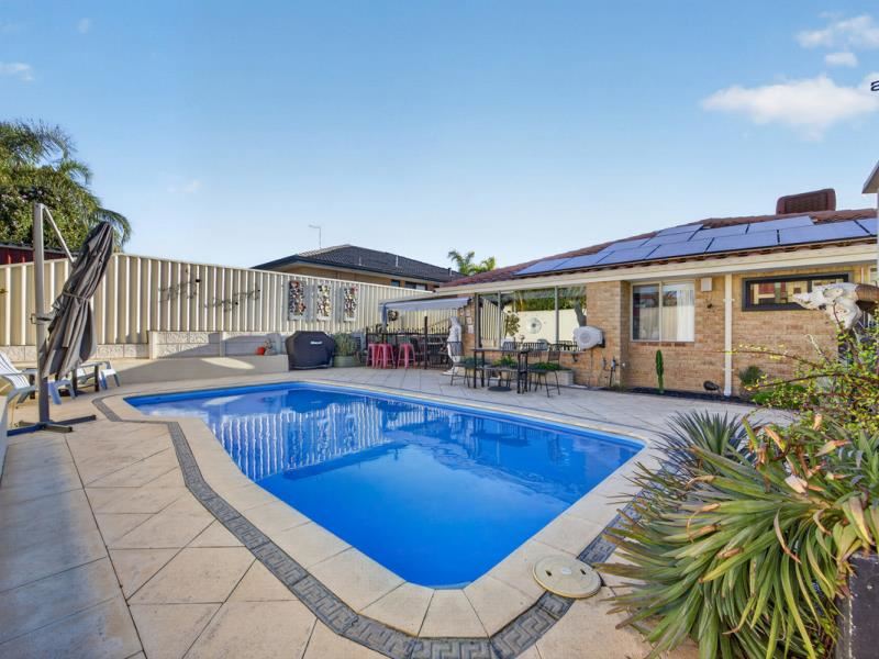 34 Dandenong Way, Alexander Heights WA 6064