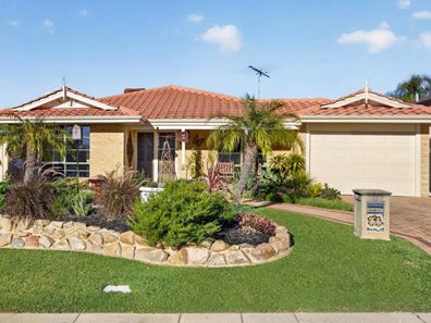 34 Dandenong Way, Alexander Heights WA 6064