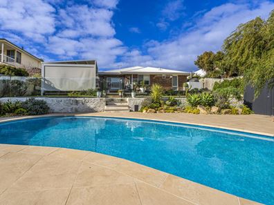 11 Ivanhoe Street, Golden Bay WA 6174