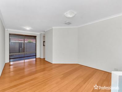 14 Marble Place, Forrestfield WA 6058
