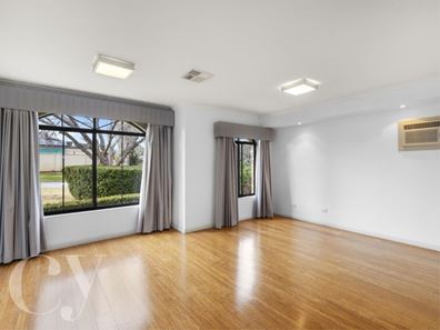 12 Abbey Court, Cockburn Central WA 6164