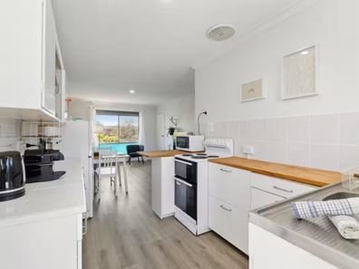 14/29 Heard Way, Glendalough WA 6016