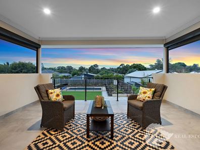 21 Huxley Drive, The Vines WA 6069