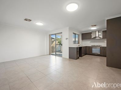 16D Central Terrace, Beckenham WA 6107