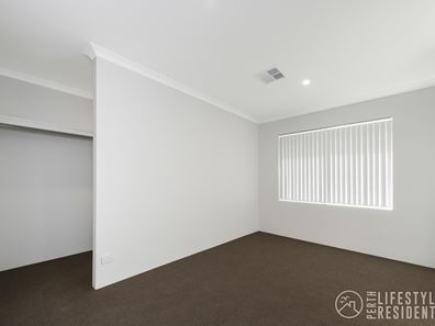 33 Surfers Street, Alkimos WA 6038