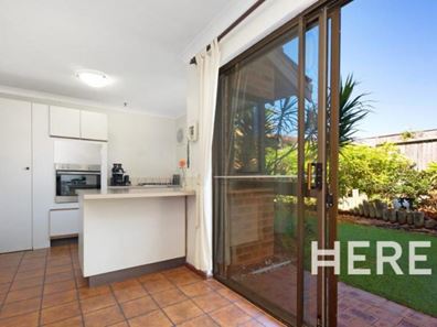 13/4 Perina Way, City Beach WA 6015