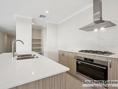 24 Allium Road, Wellard WA 6170