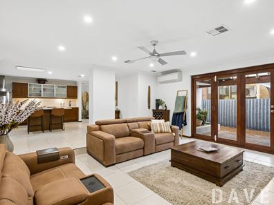 25 Fontley Road, Kingsley WA 6026
