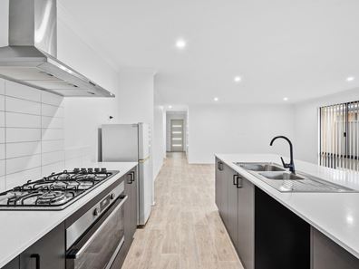 31 Landor Street, South Yunderup WA 6208