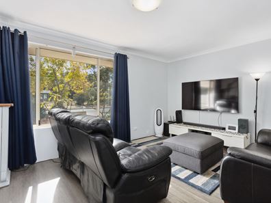 118 Stratton Boulevard, Stratton WA 6056
