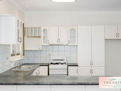 1 Pavo Close, Rockingham WA 6168
