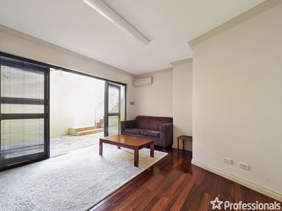 Granny Flat /46 Cresswell Road, Dianella WA 6059