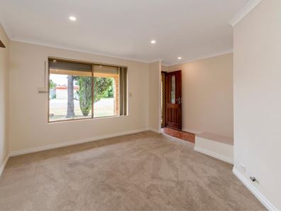 7 Gidgi  Way, Waikiki WA 6169