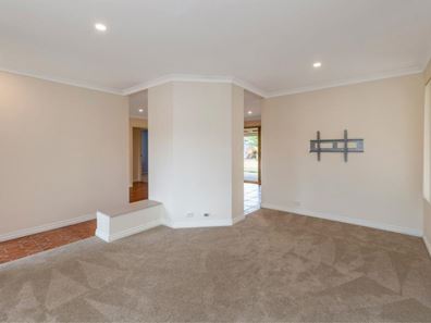 7 Gidgi  Way, Waikiki WA 6169