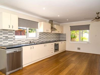 52 Charthouse Road, Safety Bay WA 6169