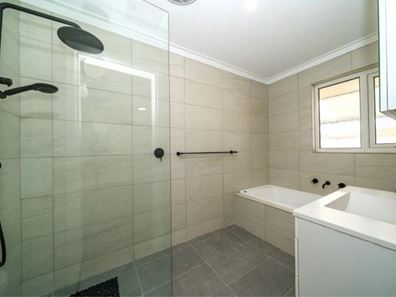 52 Charthouse Road, Safety Bay WA 6169