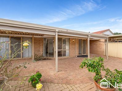 15/4 Heron Place, Maddington WA 6109