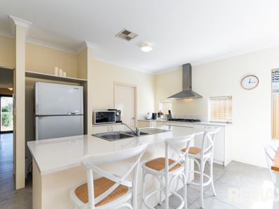 24 Benfleet Drive, Butler WA 6036