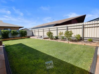 5 Desert Pea Boulevard, Nickol WA 6714