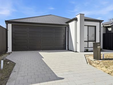 10A Coachwood Way, Maddington WA 6109