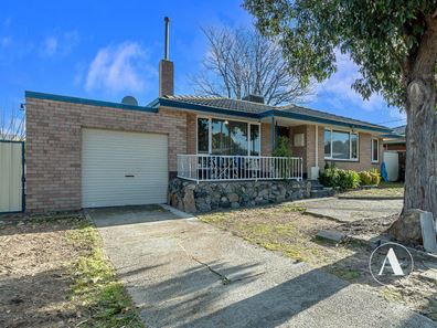 11 Barming Street, Gosnells WA 6110