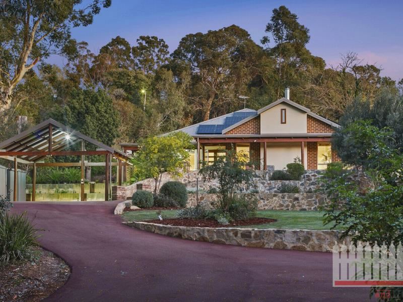 14 Taylor Road, Kalamunda WA 6076