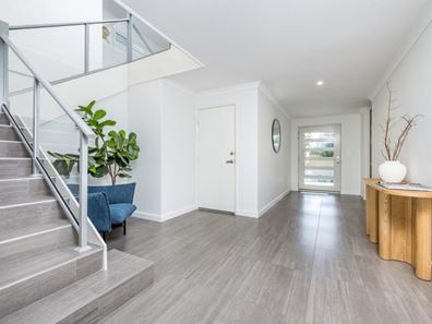 36 McIntyre Avenue, Burns Beach WA 6028