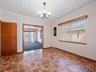 5 Olinda Court, Spearwood WA 6163