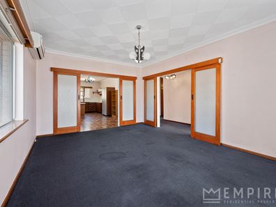 5 Olinda Court, Spearwood WA 6163