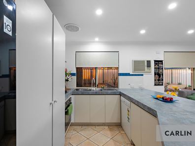 14 Sciano Avenue, Success WA 6164