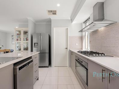 56 Massicot Road, Treeby WA 6164