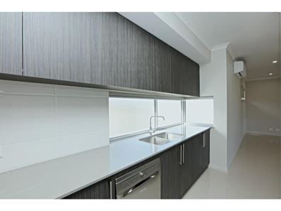 5/17 Sykes Avenue, Innaloo WA 6018
