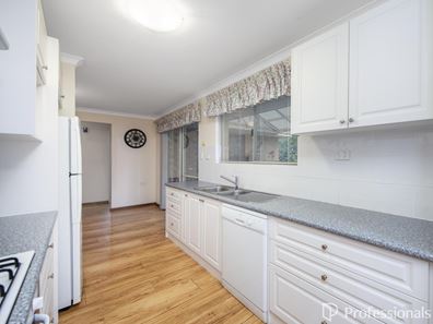 3/85 Martin Road, Mundaring WA 6073