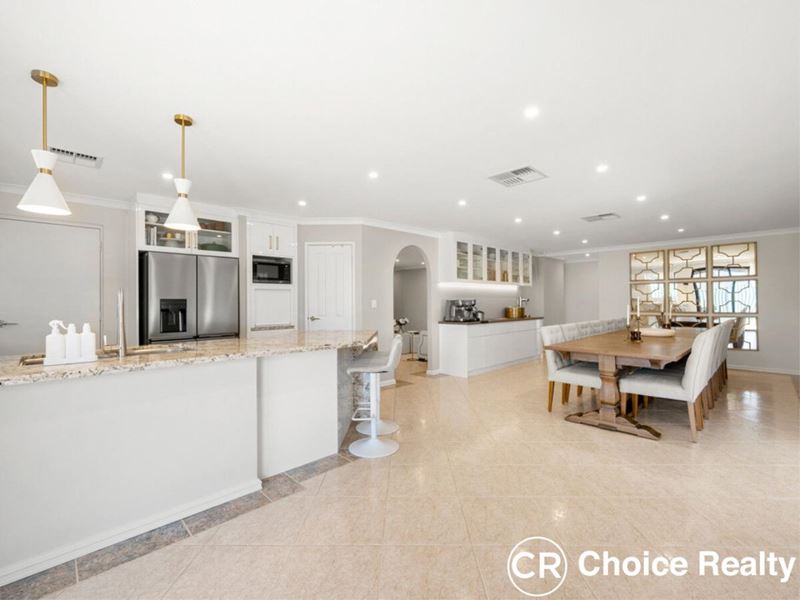5 Lovatt Court, Leeming WA 6149
