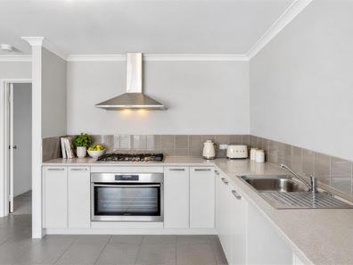 3 Ensign Way, Ellenbrook WA 6069
