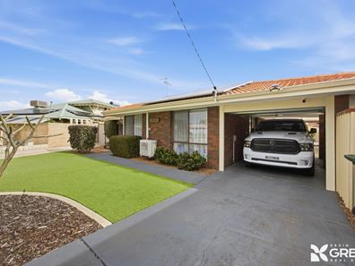 31 Blythwood Street, Dudley Park WA 6210